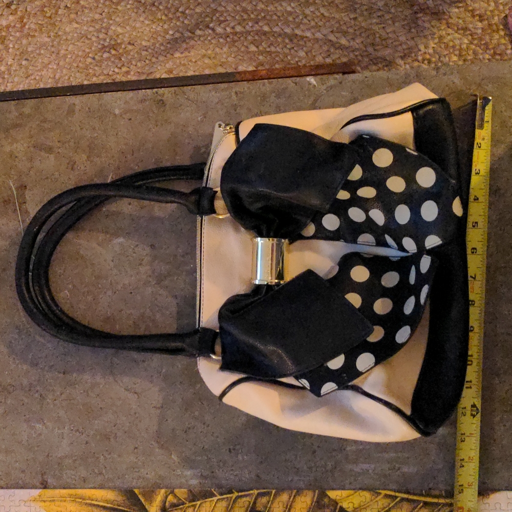 Betsey Johnson bow tie hand bag satchel